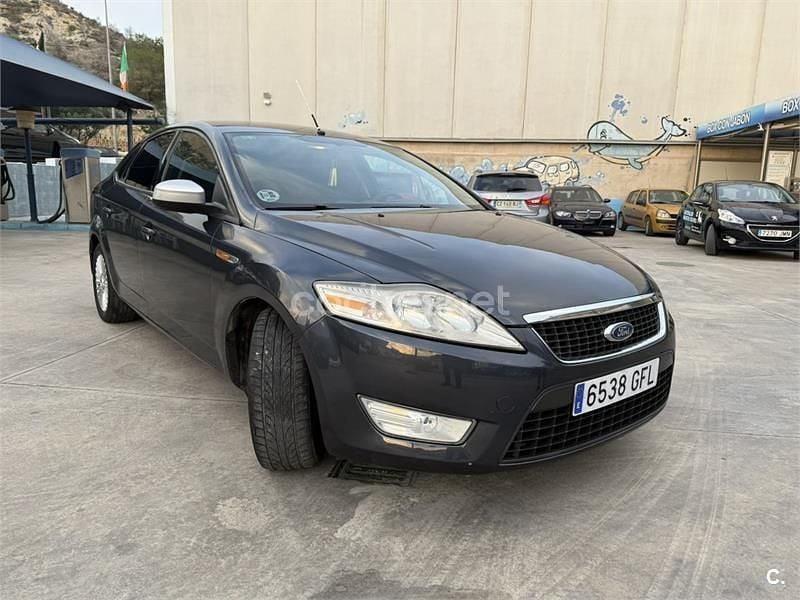 Azul Usado 2008 Ford Mondeo Ambiente Berlina | 3300 € (Precio justo) - Imagen 1/4