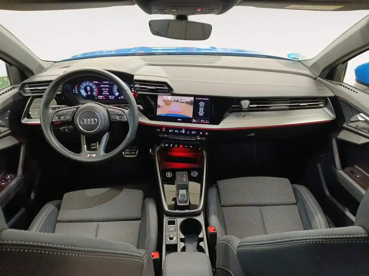 Usado Audi A3 S-Line 110 CV (80 kW) 2022 Azul Berlina