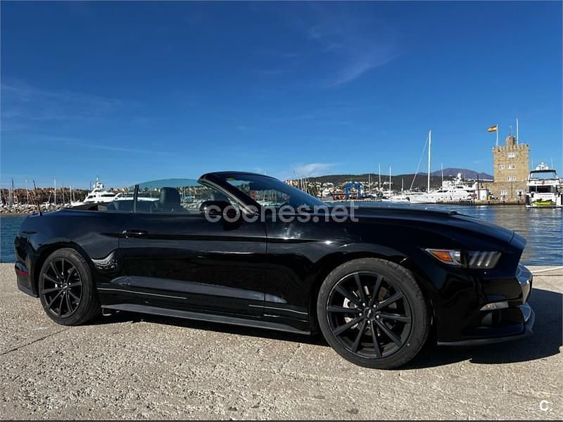 Negro Usado 2016 Ford Mustang Convertible Descapotable | 36.000 € (Caro) - Imagen 1/4