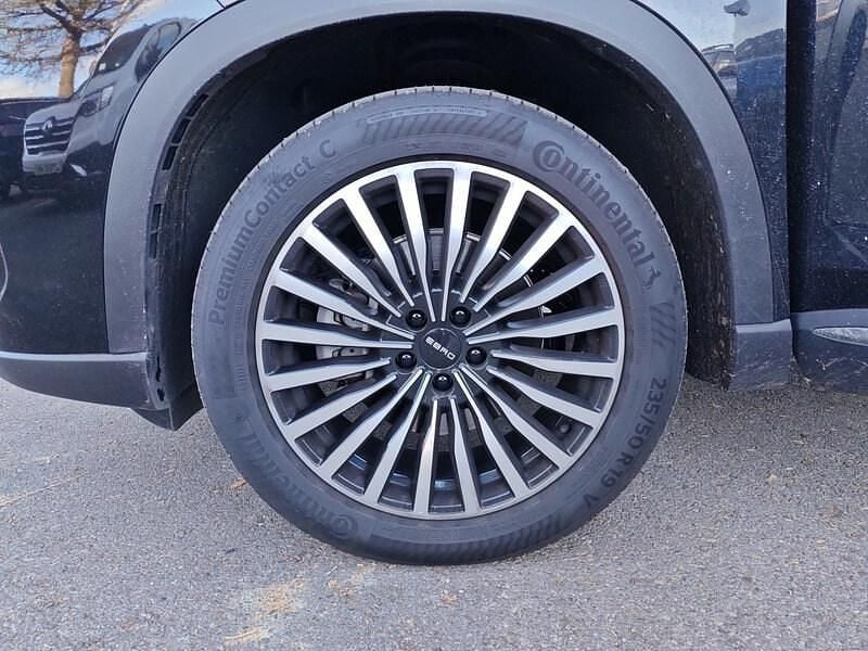 Usado Ebro s800 Luxury 147 CV (108 kW) 2025 Negro SUV