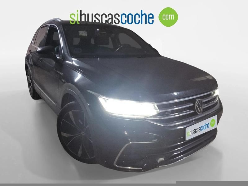 Gris/plata Usado 2022 VW Tiguan R-line SUV | 34.990 € (Un poco caro) - Imagen 1/4