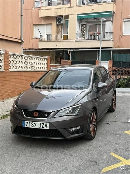 Usado Seat Ibiza FR 110 CV (80 kW) 2017 Gris / plata Berlina