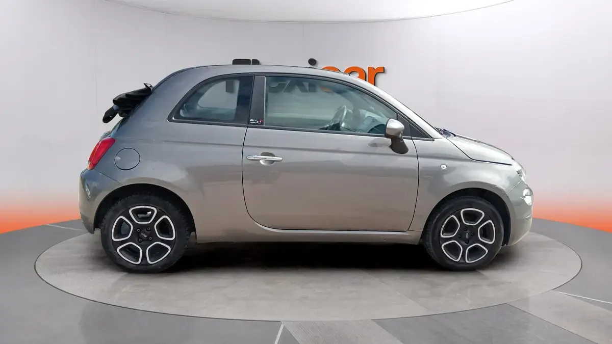 Usado Fiat 500 Club 71 CV (52 kW) 2023 Gris Berlina