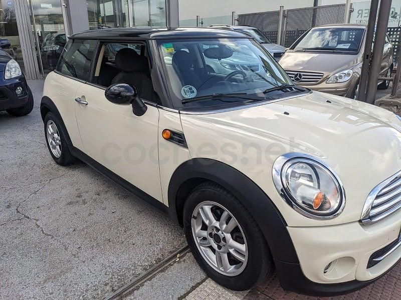 Usado Mini Cooper D 111 CV (81 kW) 2012 Blanco Utilitario