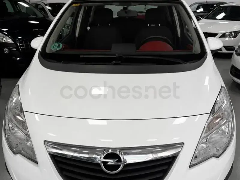 Usado Opel Meriva Selective 95 CV (69 kW) 2012 Blanco Monovolumen