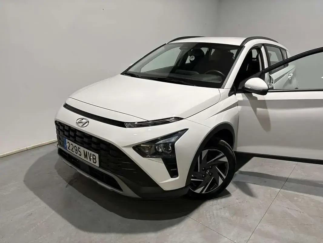 Usado Hyundai Bayon 84 CV (61 kW) 2024 Blanco SUV
