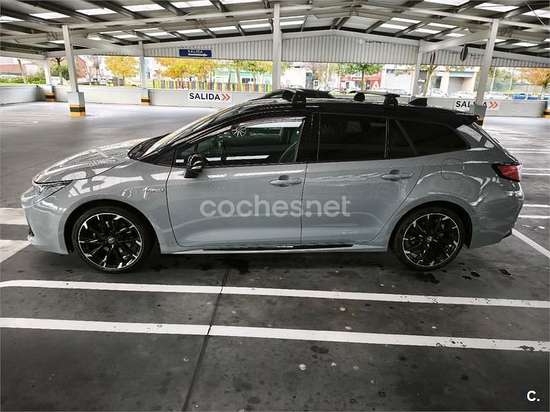 Usado Toyota Corolla Sport 180 CV (132 kW) 2021 Gris / plata Familiar