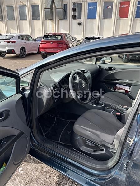 Usado Seat Leon Ecomotive 105 CV (77 kW) 2008 Azul Utilitario