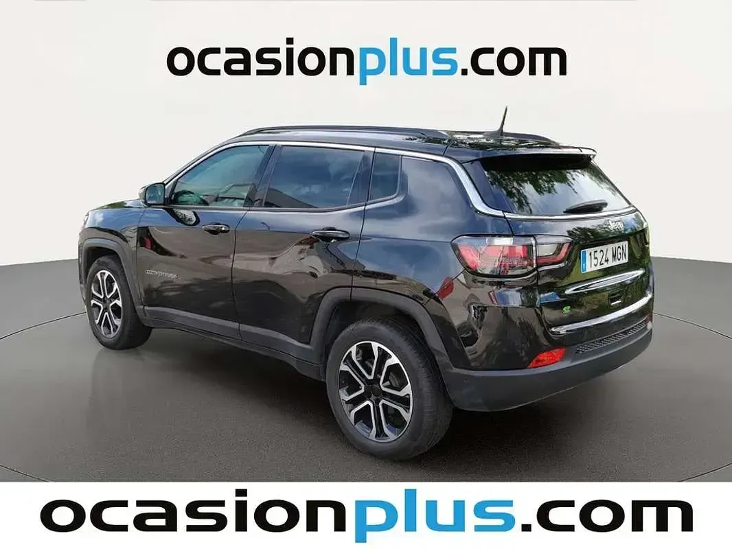 Käytetty Jeep Compass Limited 130 HP (95 kW) 2023 Musta Katumaasturi