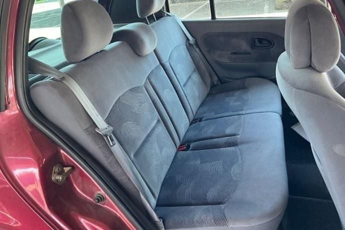 Usado Renault Clio II 100 CV (73 kW) 2000