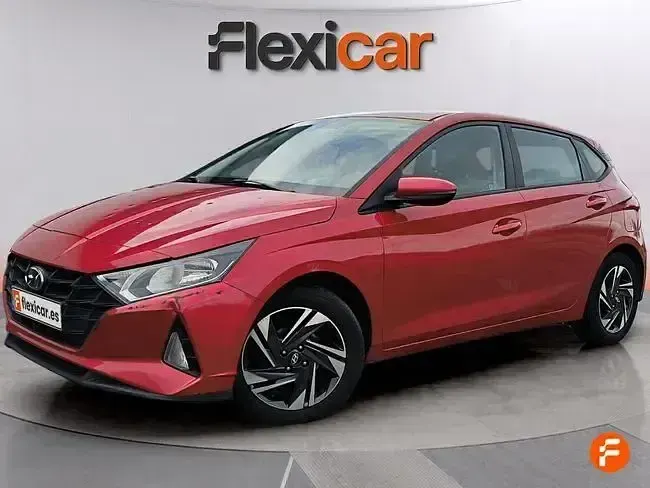 Usado Hyundai i20 84 CV (61 kW) 2021 Rojo Utilitario