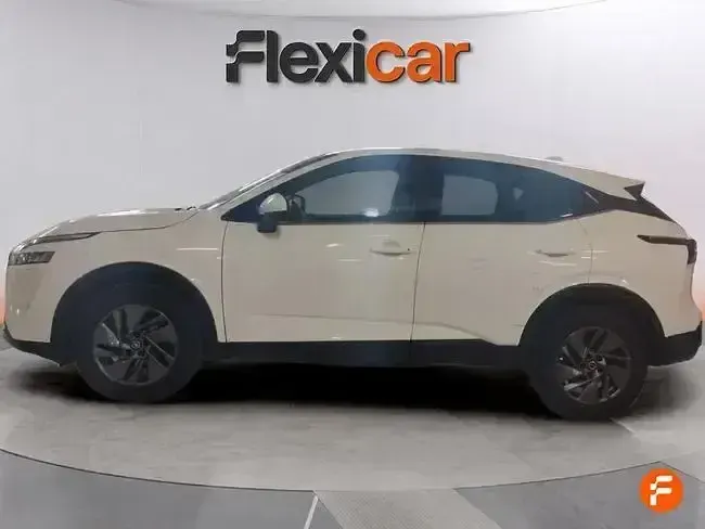 Usado Nissan Qashqai Acenta 140 CV (102 kW) 2022 Blanco SUV