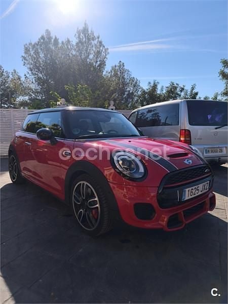 Usado Mini John Cooper Works 231 CV (169 kW) 2017 Rojo Utilitario