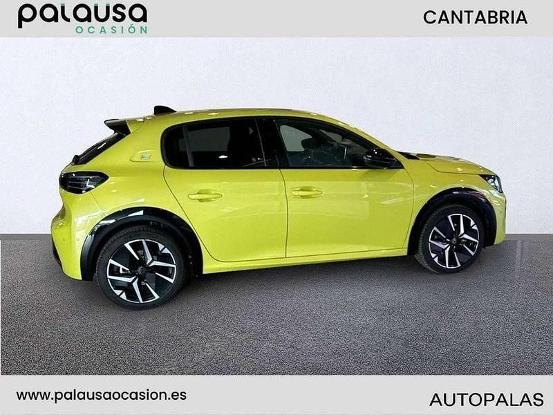 Usado Peugeot 208 GT 116 kW (158 CV) 2024 Amarillo Utilitario