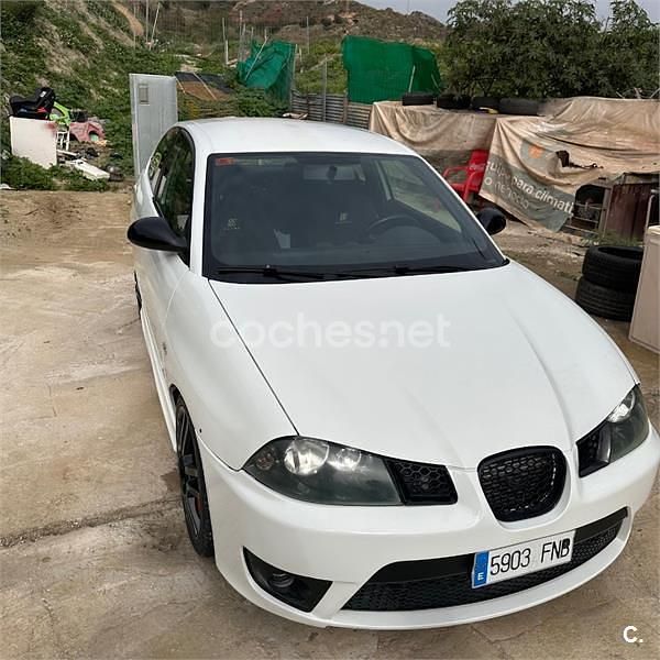 Usado Seat Ibiza CUPRA 180 CV (132 kW) 2007 Blanco Utilitario