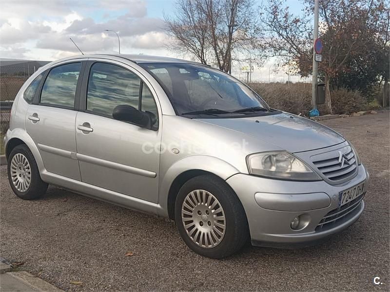 Usado Citroën C3 70 CV (51 kW) 2005 Blanco Berlina