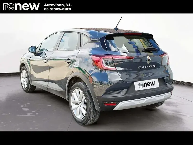 Używany Renault Captur Evolution 140 KM (102 kW) 2022 Niebieski SUV
