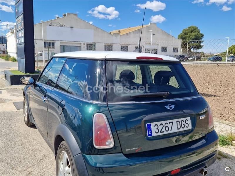 Usado Mini ONE 90 CV (66 kW) 2005 Verde Utilitario
