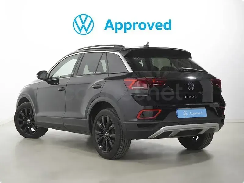 Usado VW T-Roc 150 CV (110 kW) 2023 Negro SUV