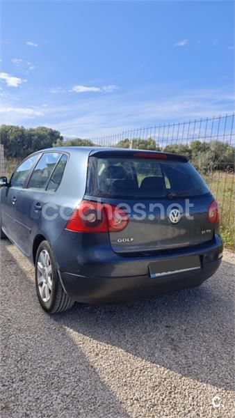 Azul Usado 2004 VW Golf IV Trendline Berlina | 3999 € (Precio justo) - Imagen 1/4