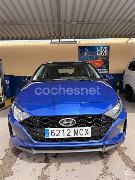 Usado Hyundai i20 84 CV (61 kW) 2022 Azul Utilitario