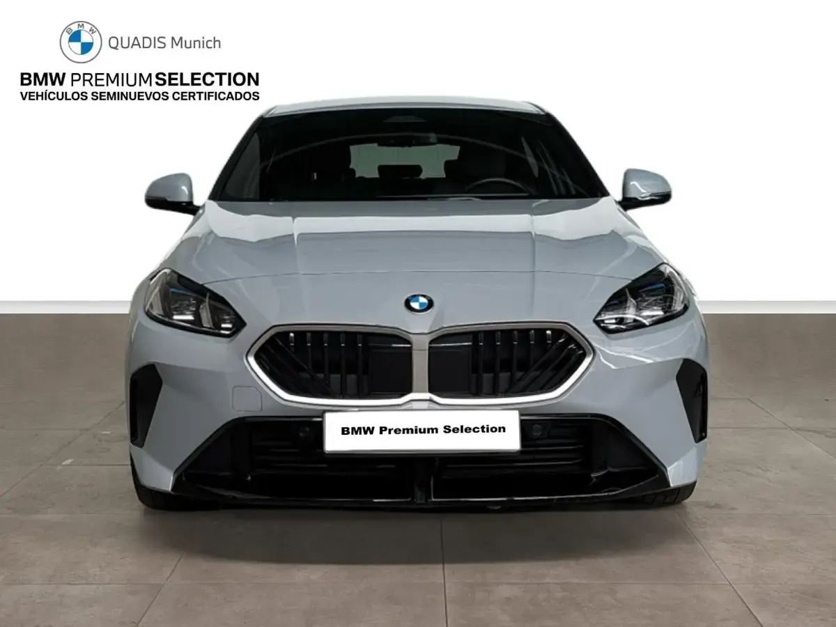 Usado BMW 120 Comfort Edition 163 CV (119 kW) 2025 Gris Utilitario