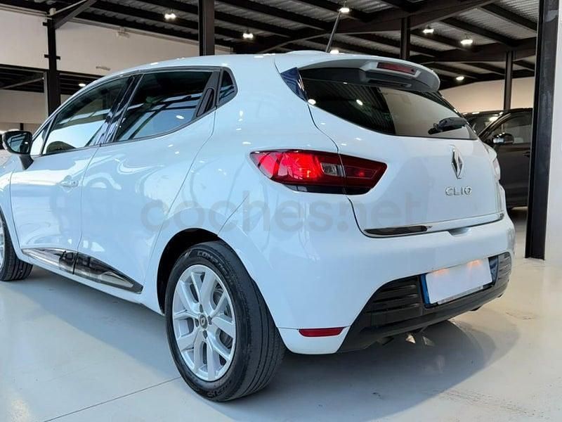 Usado Renault Clio IV Life 76 CV (55 kW) 2019 Blanco Berlina