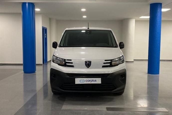 Occasion Peugeot Partner 98 ch (72 kW) 2024 Monospace