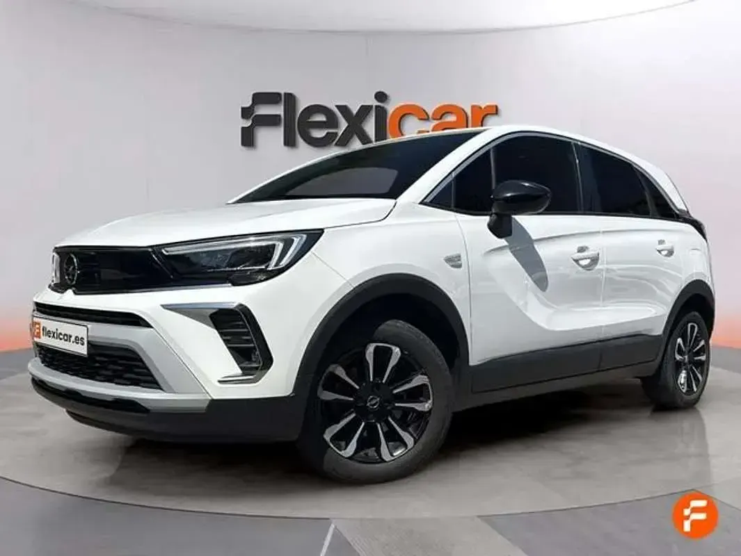 Usado Opel Crossland Elegance 131 CV (96 kW) 2024 Blanco SUV