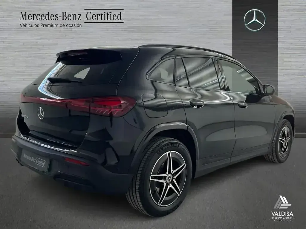 Usado Mercedes EQA250+ AMG 139 kW (190 CV) 2026 Negro SUV