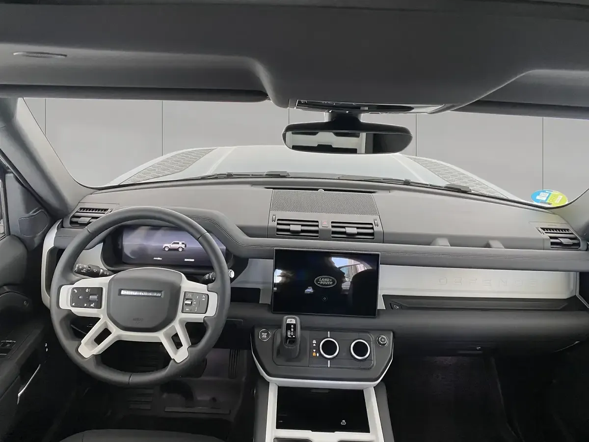 Usado Land Rover Defender S 249 CV (183 kW) 2025 Capathian grey SUV