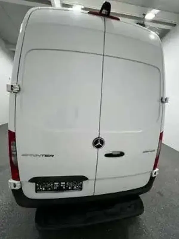 Usado Mercedes Sprinter 150 CV (110 kW) 2021 Blanco Van