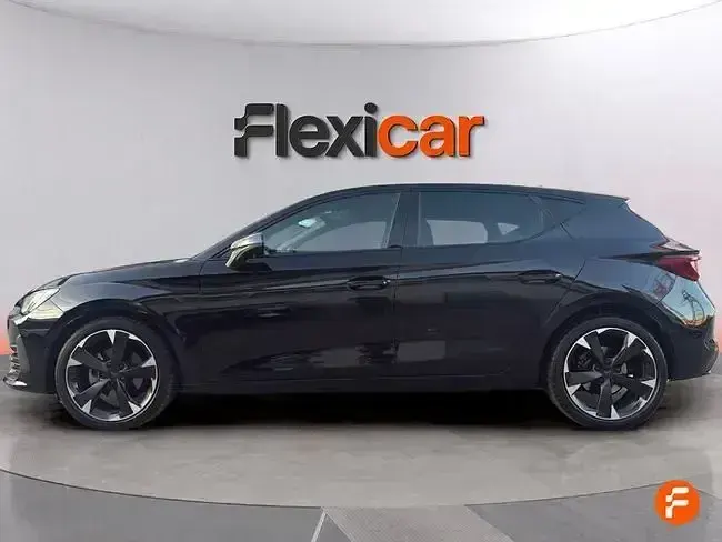 Usado Cupra Leon 150 CV (110 kW) 2024 Negro