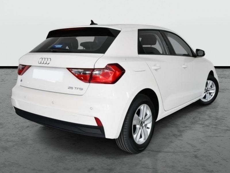 Usado Audi A1 Sportback 95 CV (69 kW) 2022 Blanco cortina Utilitario