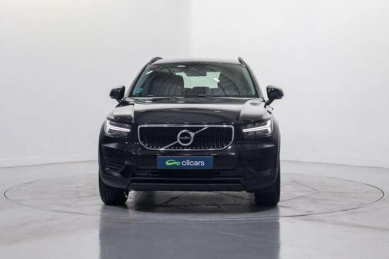 Usado Volvo XC40 Momentum 129 CV (94 kW) 2021 Negro SUV