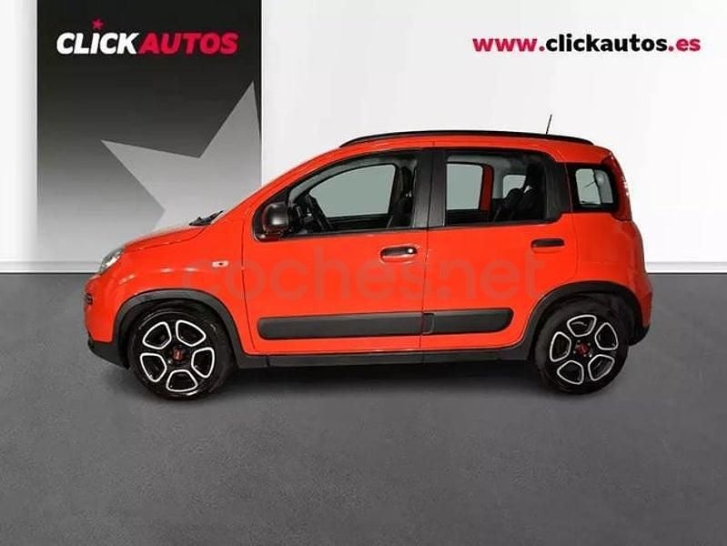 Usado Fiat Panda City Life 70 CV (51 kW) 2022 Rojo Utilitario