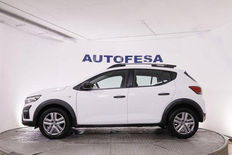Usado Dacia Sandero Essentiel 100 CV (73 kW) 2022 Blanco