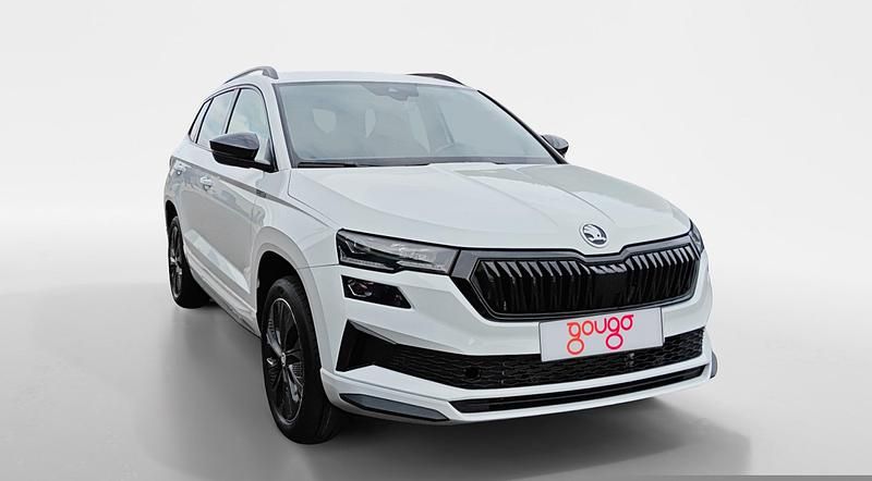Usado Skoda Karoq SportLine 150 CV (110 kW) 2023 Blanco SUV