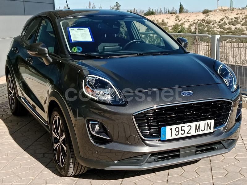 Gris / plata Usado 2023 Ford Puma Titanium SUV | 22.900 € (Un poco caro) - Imagen 1/4