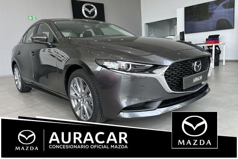 Gris Nuevo 2025 Mazda 3 Center-Line Berlina | 28.950 € (Precio justo) - Imagen 1/4