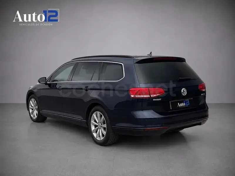 Usado VW Passat Advance 120 CV (88 kW) 2016 Azul Familiar