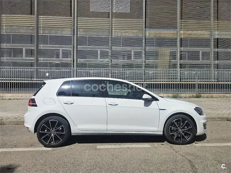 Usado VW Golf VII GTE 204 CV (150 kW) 2017 Blanco Berlina