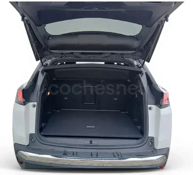 Usado Peugeot 3008 GT 130 CV (95 kW) 2021 Blanco SUV