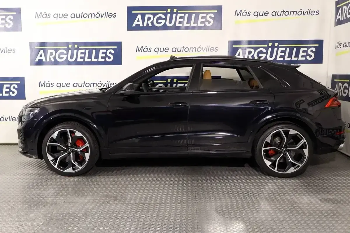 Usado Audi Q8 600 CV (441 kW) 2020 Negro metalizado SUV