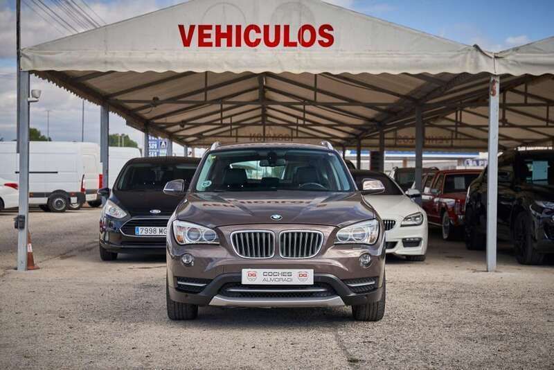 Marrón Usado 2013 BMW X1 SUV | 9990 € (Un poco caro) - Imagen 1/4