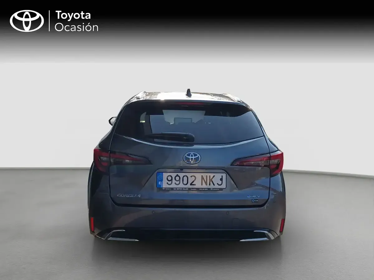 Nuevo Toyota Corolla Style 178 CV (130 kW) 2026 Gris Familiar
