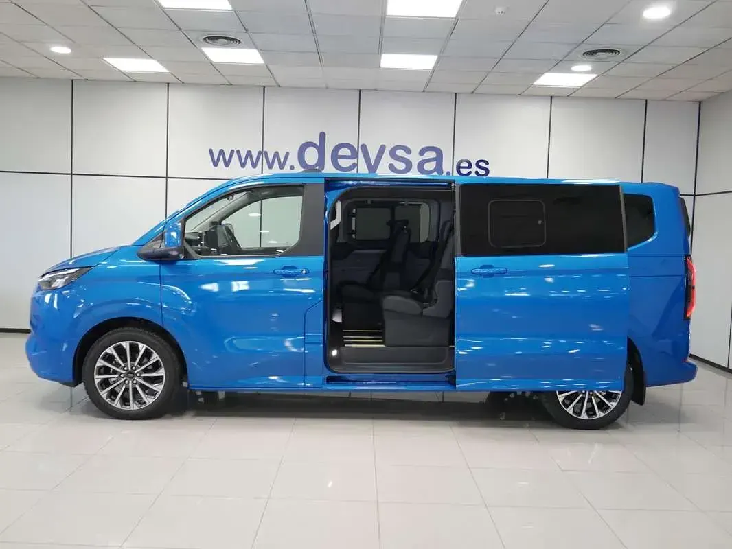 Nuevo Ford Tourneo Custom Titanium X 232 CV (170 kW) 2026 Azul Van