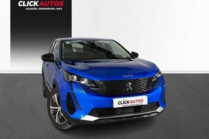 Usado Peugeot 3008 Allure 130 CV (95 kW) 2022 Gris SUV