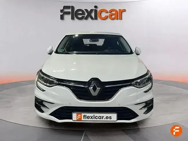 Usado Renault Mégane II Intens 115 CV (84 kW) 2022 Blanco Berlina