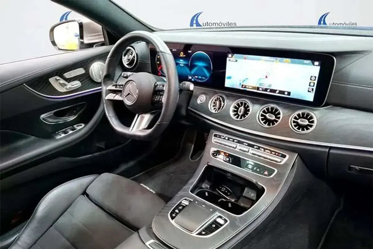 Usado Mercedes E350 299 CV (219 kW) 2021 Beige Berlina